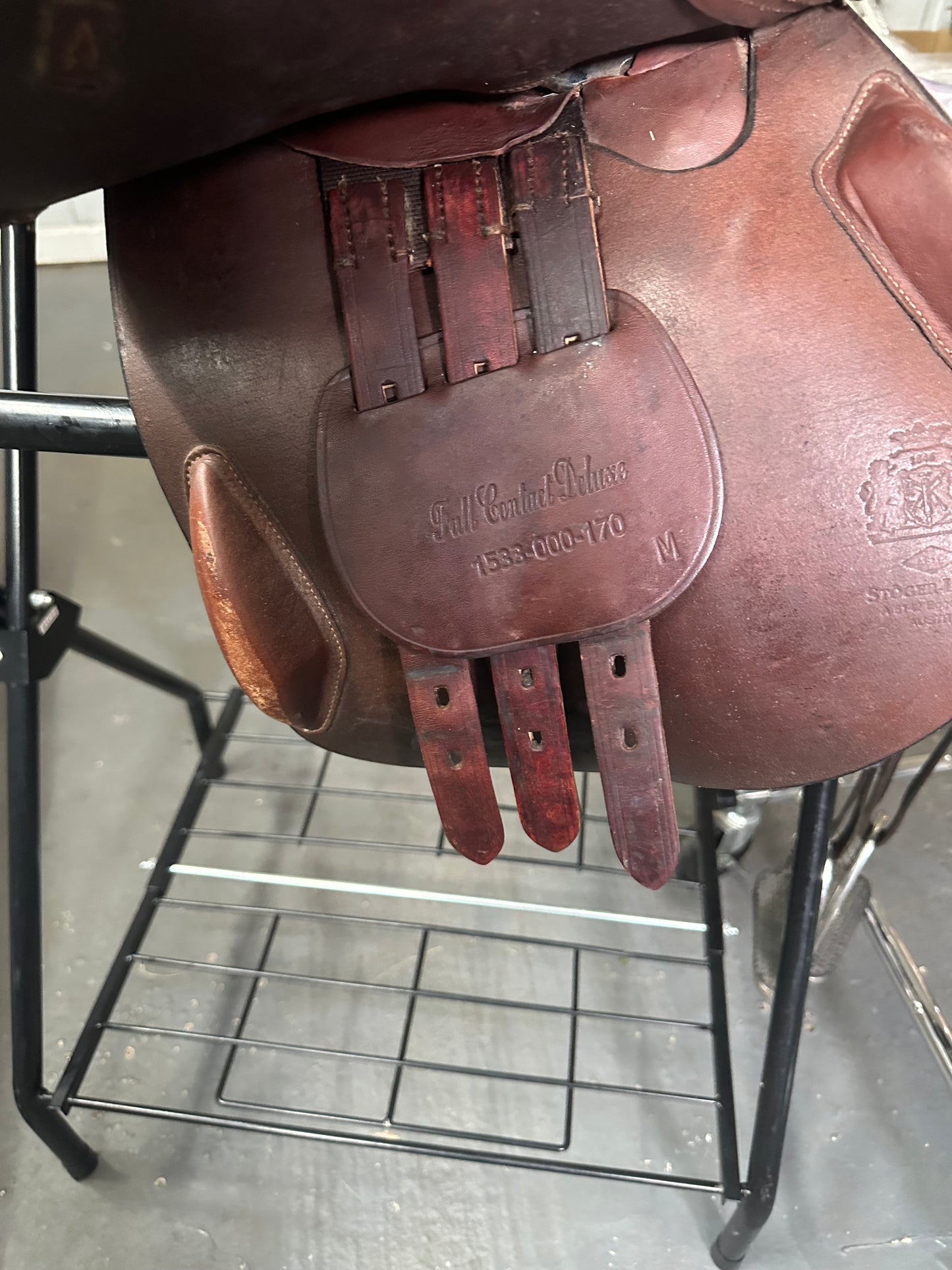 Consignment Dover Circuit 17" M