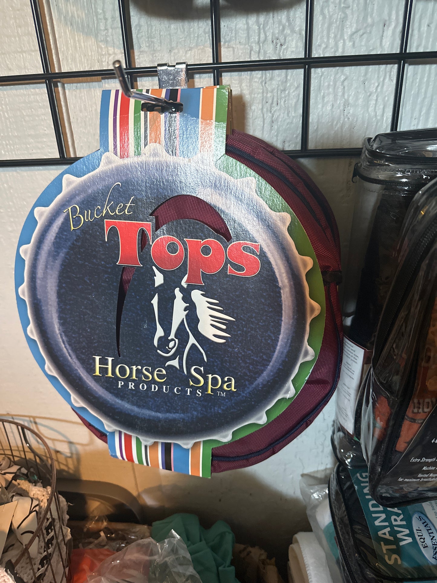 Grand Prix Bucket Top